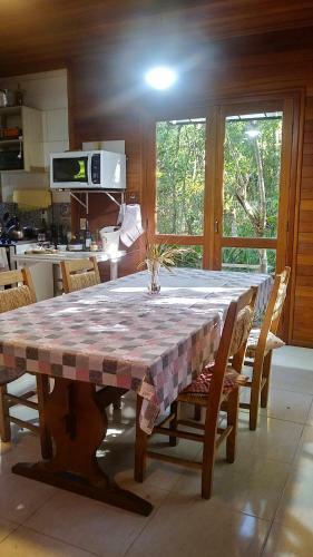 Mema Ref�gio Verde E Praia - Casa Temporada