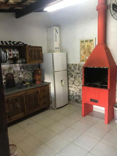 �tima Su�te A 860 Metros Da Praia Do Pereque Com Piscina