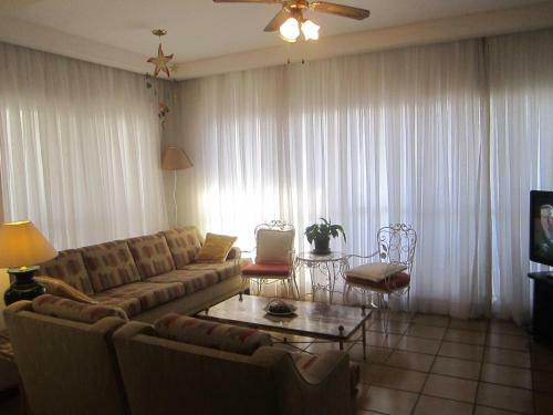 Apartamento Vista Mar - 2 Garagens