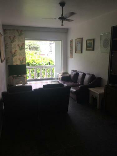 Apartamento Enseada � 450m Da Praia