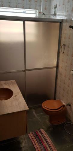 Apartamento Enseada � 450m Da Praia