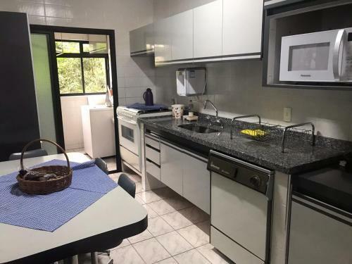 Apartamento - Guaruj� Marechi