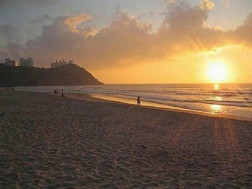 Apartamento Ap 2 Quartos Suite Wifi 30m Da Praia