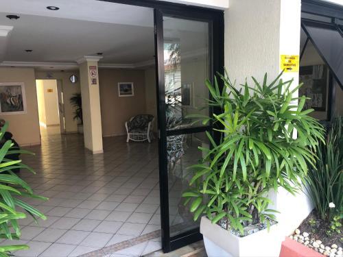 Apartamento Guaruj�