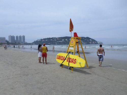 Apartamento Enseada - 2 Dmts Pr�x � Praia
