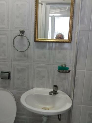 Apartamento Ed Ana Maria,sobre As Ondas Guaruj�