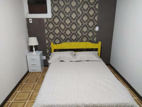 Apartamento Guaruja - 2 Quartos - Ar Condicionado - Varanda