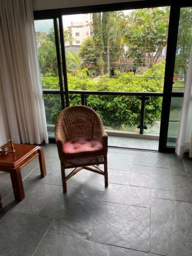 �timo Apartamento Na Praia Da Enseada!