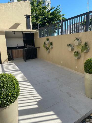 �timo Apartamento Na Praia Da Enseada!