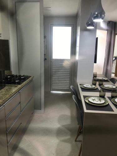 Apartamento Enseada Guaruj�