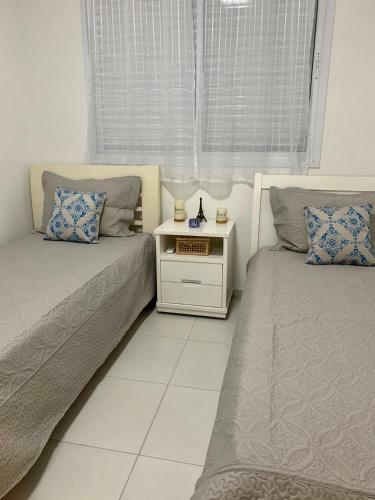Apartamento Enseada A 100m Da Praia