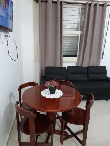 Apartamento Kitnet Guaruj� Pitangueiras (sem Garagem)