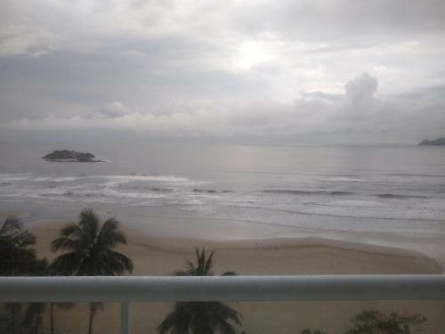 Apartamento Frente Ao Mar