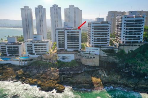 Apartamento Cobertura Duplex Com Vista Para O Mar E Piscina Privativa