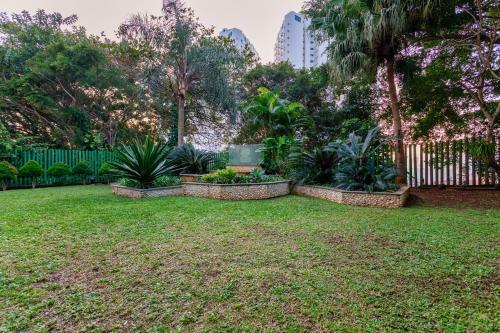 Apartamento Cobertura Duplex Com Vista Para O Mar E Piscina Privativa