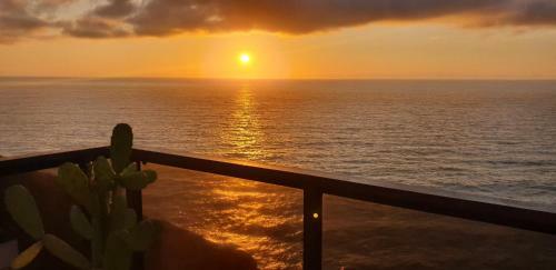 Apartamento Cobertura Duplex Com Vista Para O Mar E Piscina Privativa