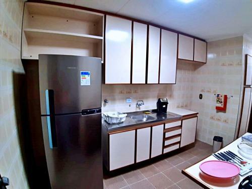 Apartamento Confort�vel 2 Dorm No Tortuga Enseada