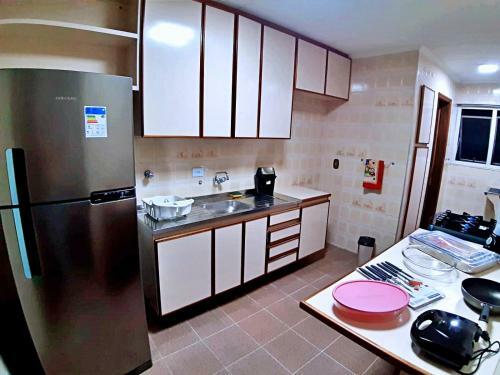 Apartamento Confort�vel 2 Dorm No Tortuga Enseada