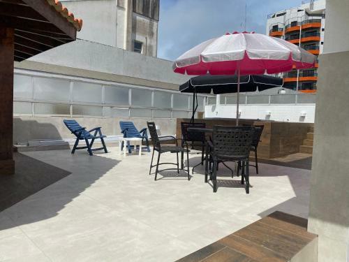 Apartamento Cobertura Guaruj� Apto Com Jacuzzi E Churrasqueira