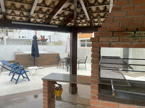 Apartamento Cobertura Guaruj� Apto Com Jacuzzi E Churrasqueira