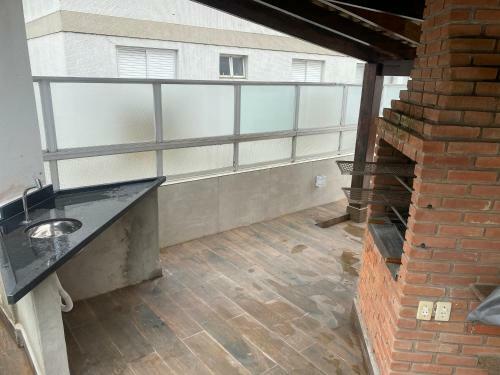 Apartamento Cobertura Guaruj� Apto Com Jacuzzi E Churrasqueira