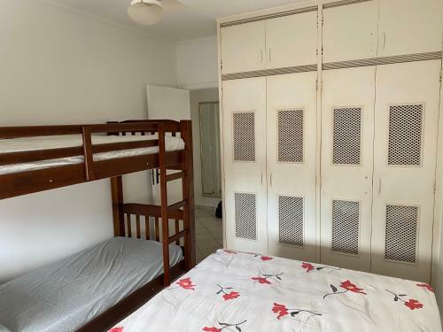 Apartamento Cobertura Guaruj� Apto Com Jacuzzi E Churrasqueira