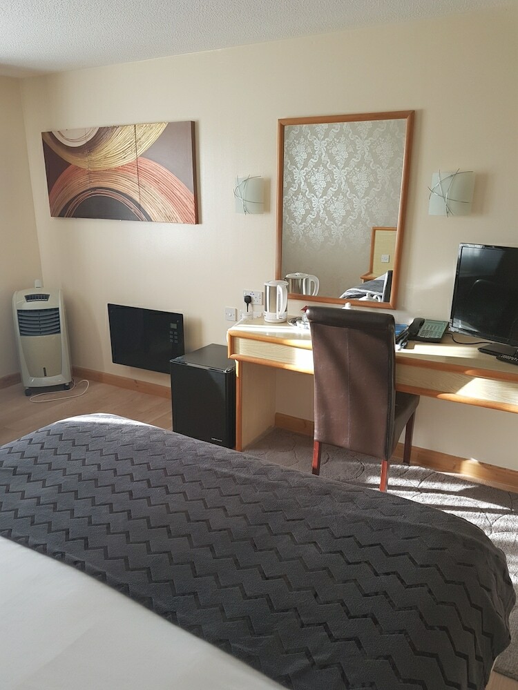 Travel Plaza Hotel
