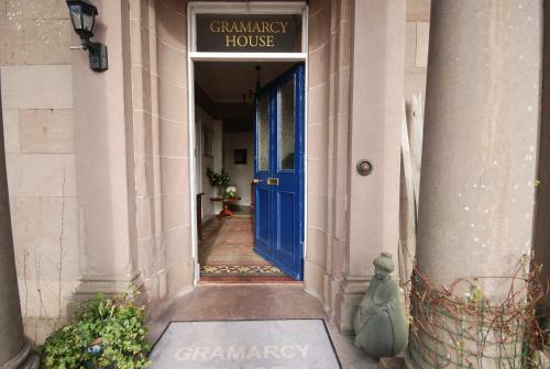 Bed & Breakfast Gramarcy House