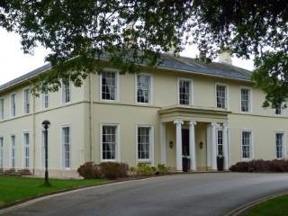 Hotel Eastwood Hall