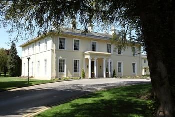 Hotel Eastwood Hall