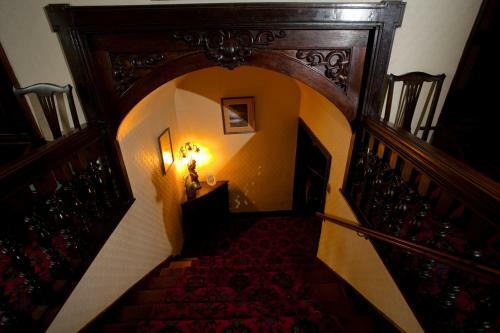 Maesmawr Hall Hotel