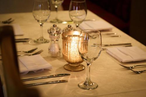 Hotel Nevill Arms Inn