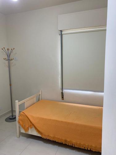 Apartamento Enseada - Duas Quadras Da Praia. Show.