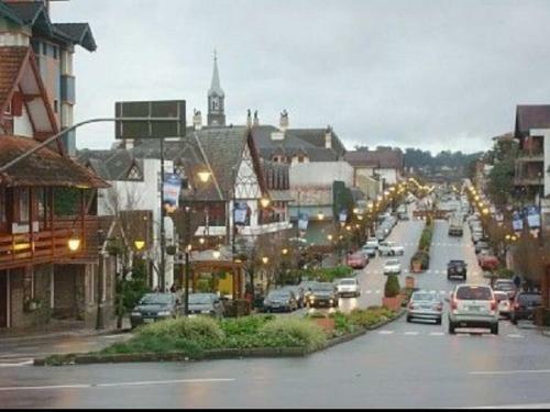 Apartamento 3 Suites, Ate 8 Pessoas,centro, Gramado