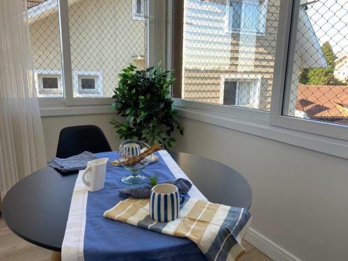 Apartamento Apto de Luxo, 3 Suites, 1 Master E 2 Americanas, Centro 300mtos Rua Coberta, Gramado