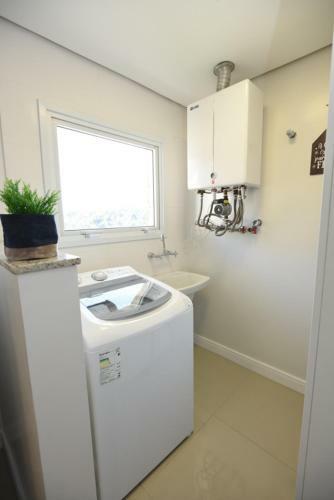 Apartamento Apto de Luxo, 3 Suites, 1 Master E 2 Americanas, Centro 300mtos Rua Coberta, Gramado
