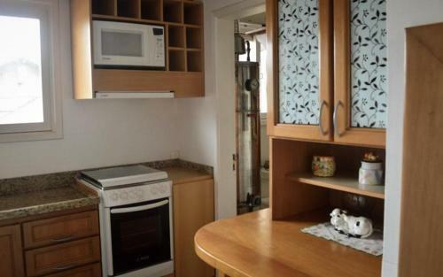Apartamento A Um Passo Da Rua Coberta Com Wi-fi