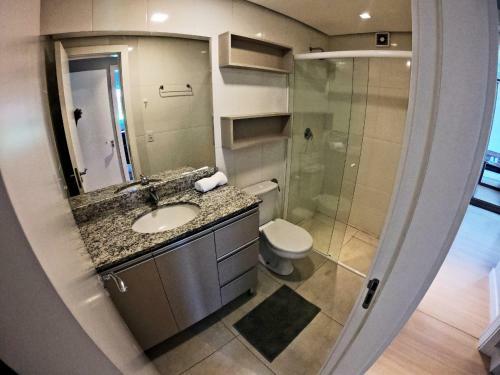 Este Amplo E Charmoso Apartamento Espera Por Voc�!