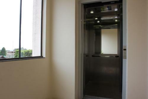 Apartamento Av Das Hort�nsias 3 Quartos 3 Banheiros