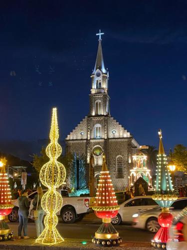 Lindo Apartamento A 1 Quadra Da Rua Coberta