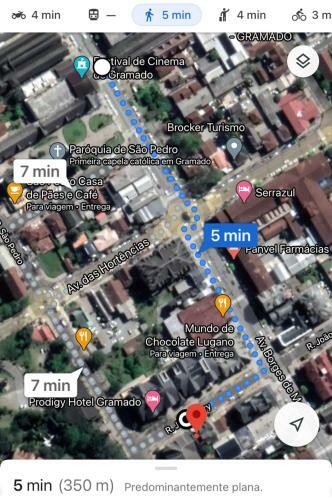 Lindo Apartamento A 1 Quadra Da Rua Coberta