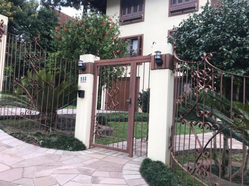 Charme Apartamento Centro De Gramado (600 Metros Da Rua Coberta)