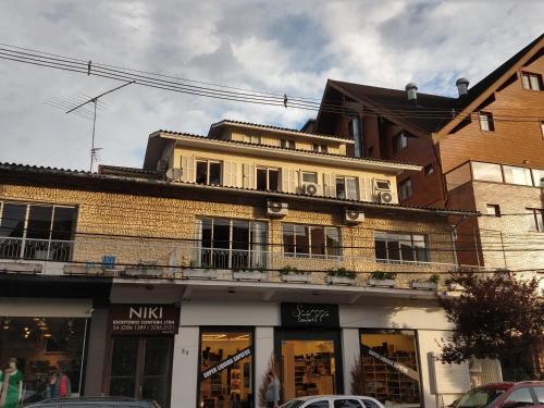 Apartamento Apto Com 3 Quartos No Centro De Gramado