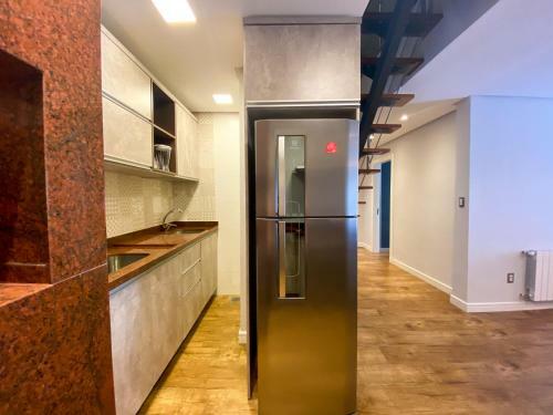 Apartamento Duplex Com 03 Suites Em Gramado