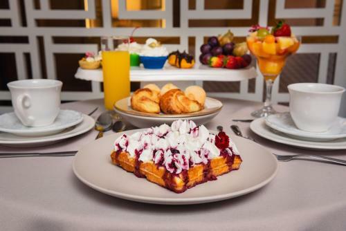 Hotel Rf Vision Restaurante Giratorio