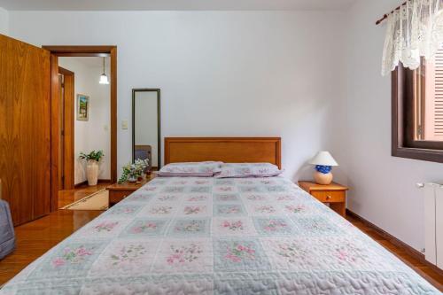 Rosa Apartamento Maximo Masotti 204