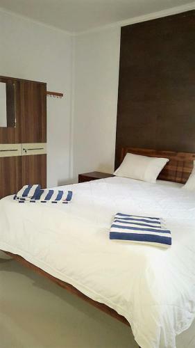 Hostal Warung Nana Guesthouse