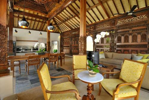 Villa Kayu Mimpi