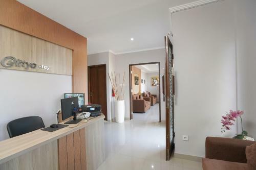 Hotel Oyo 2166 Elitya Stay