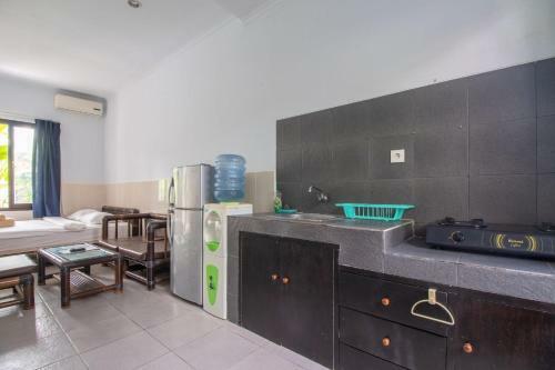 Rise Apartment Sanur With Pool